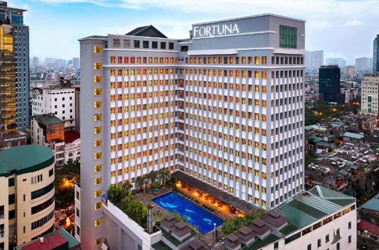 Khách sạn Fortuna